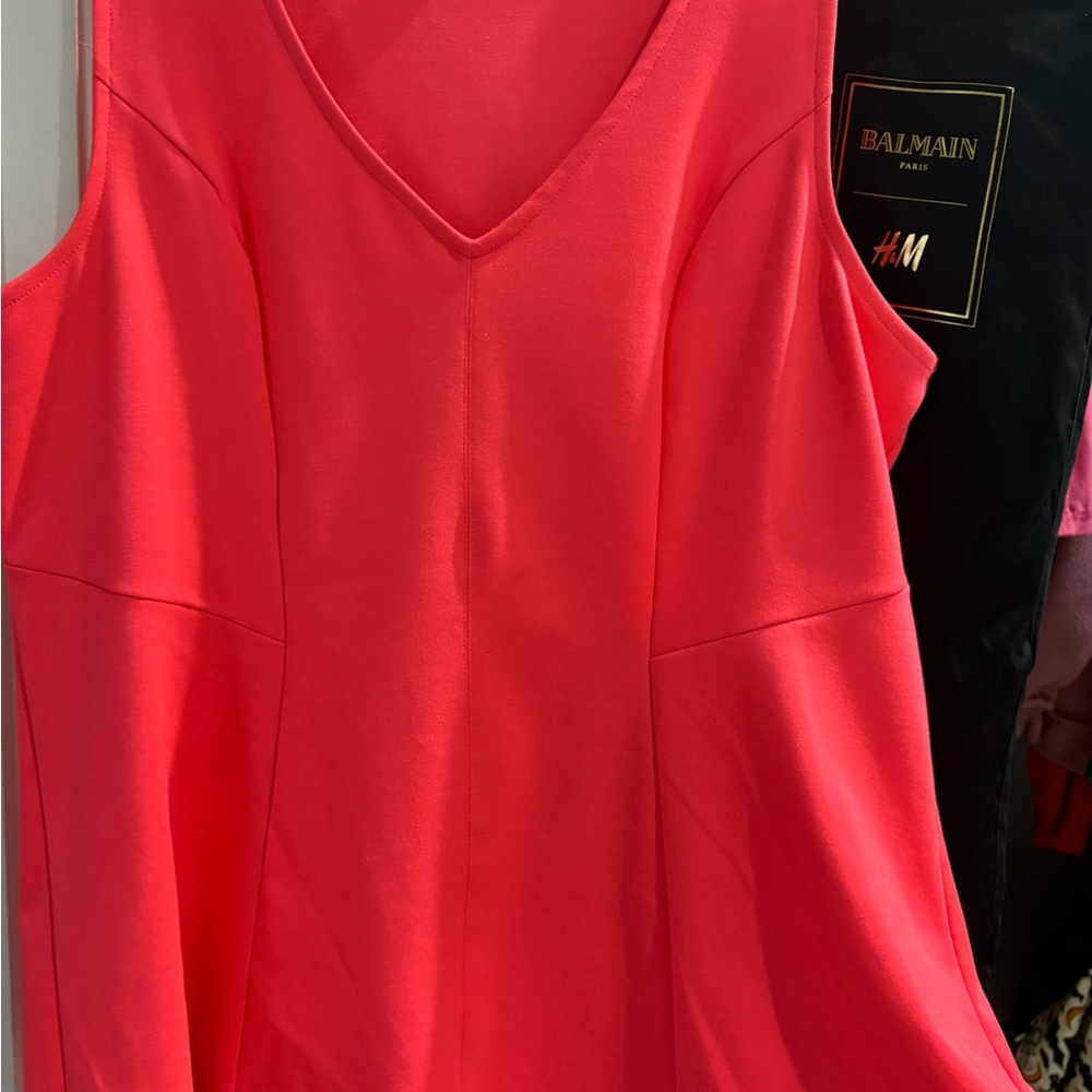 Torrid Women's Vibrant Pink Tank Top
